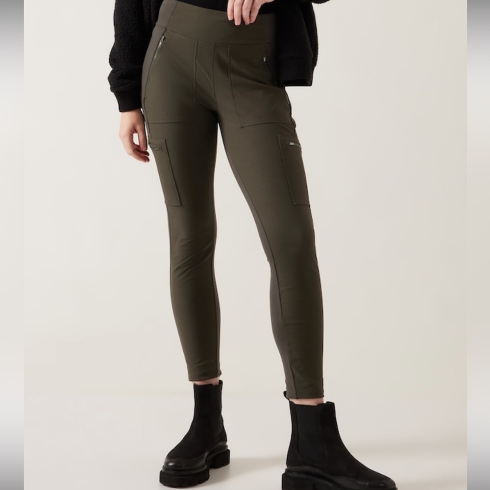 Athleta Headlands Hybrid Cargo II Tights